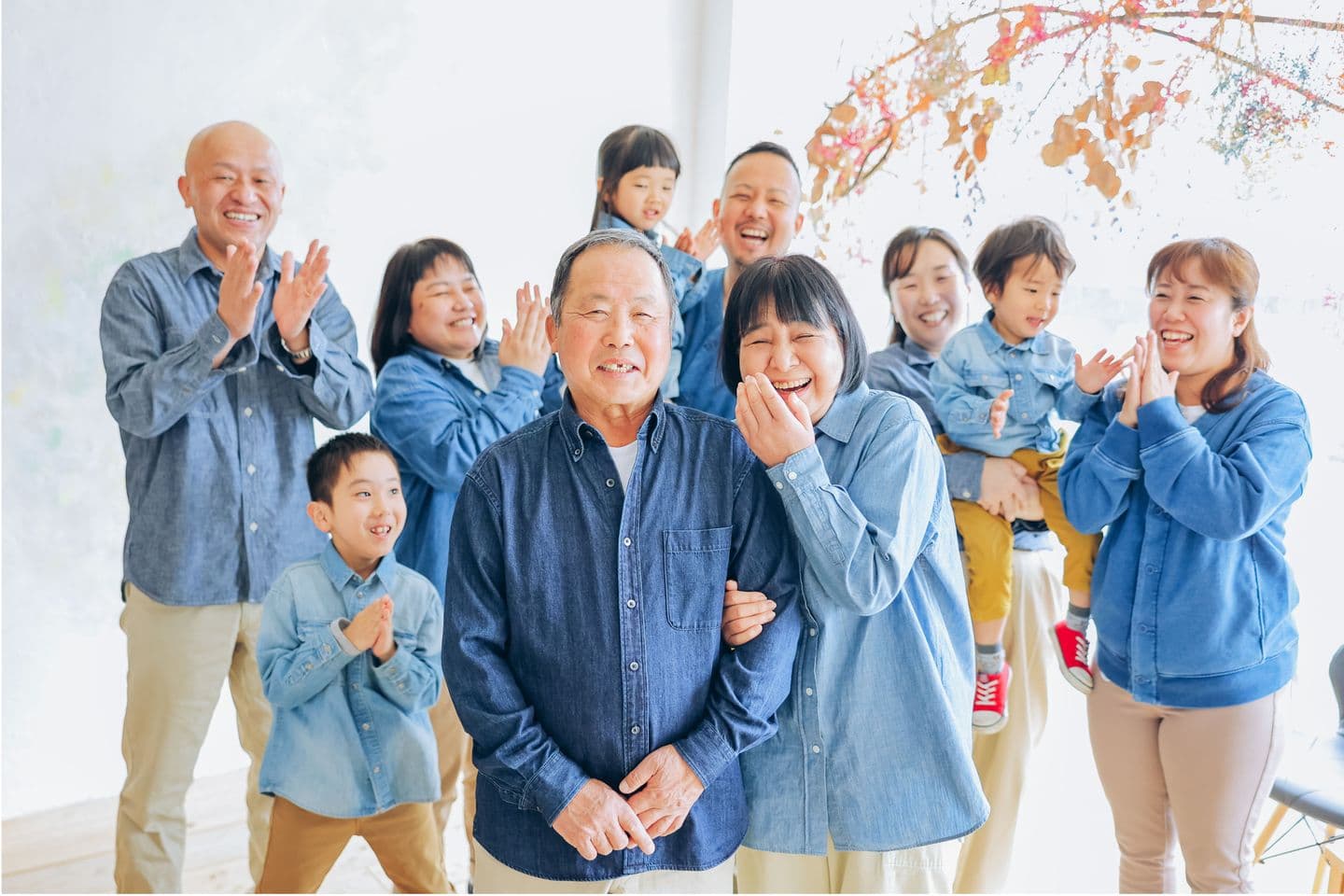大人数での家族写真撮影