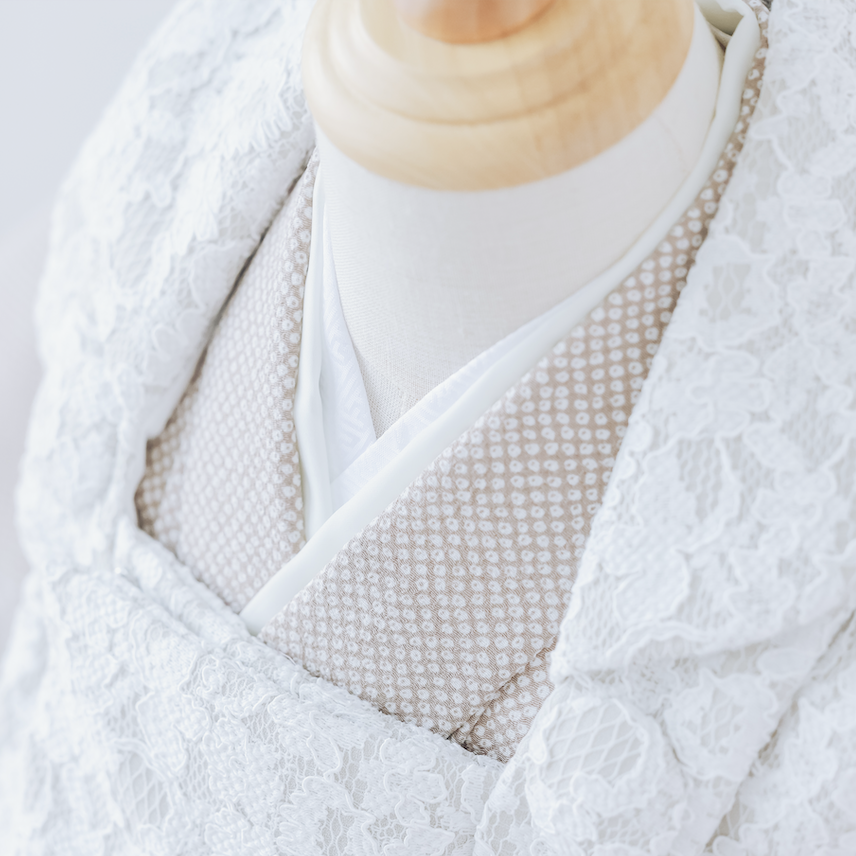 七五三用ブラウンの着物とレースの被布